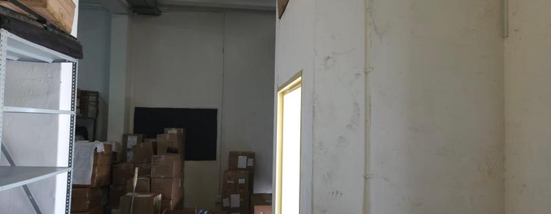 To Let commercial Property for Rent in Maitland Western Cape